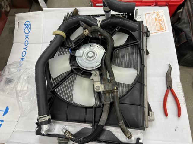 ダイハツ　タント　L375S　ラジエーター類交換