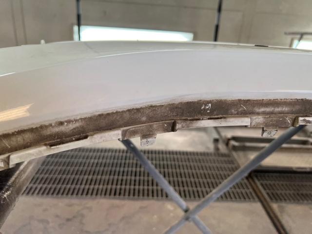 VOLVO XC60 フロントバンパー修理