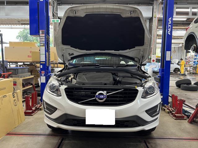 VOLVO XC60 フロントバンパー修理