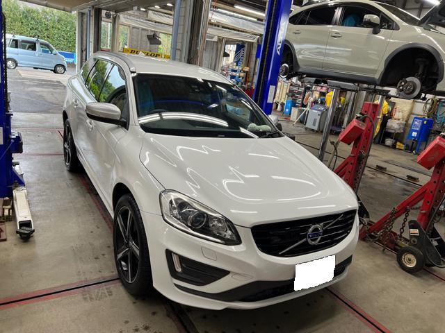 VOLVO XC60 フロントバンパー修理