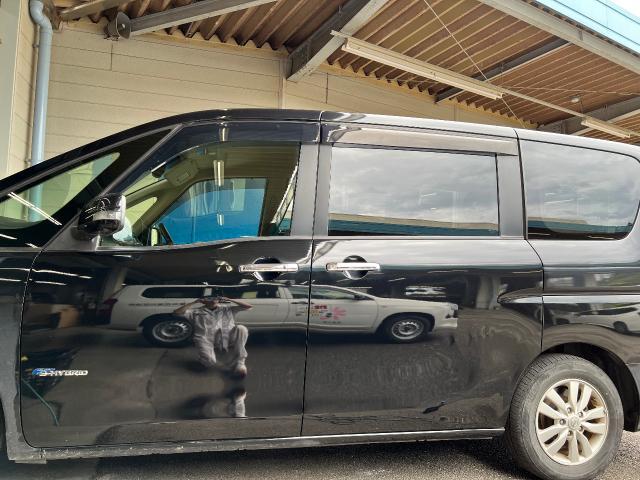 日産　セレナ　キズ磨き　タッチペン補修