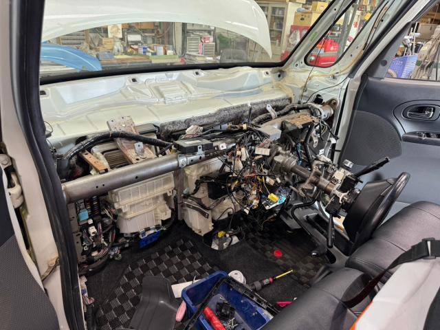 ダイハツ　タント　エアコンフル交換【印西　我孫子　成田　白井　鎌ヶ谷　八千代　栄町　の点検・整備はオートランナーへ！】 