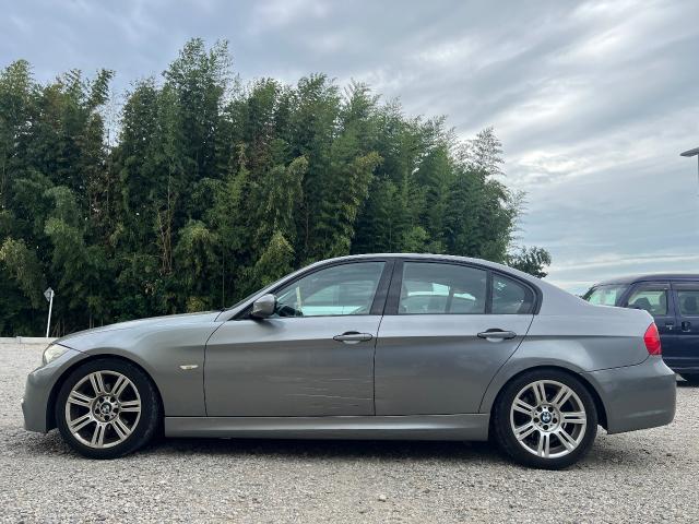 【印西 我孫子 成田 白井 鎌ヶ谷 八千代 栄町 の点検・整備はオートランナーへ!】BMW 3シリーズ 左側面 板金・外装補修