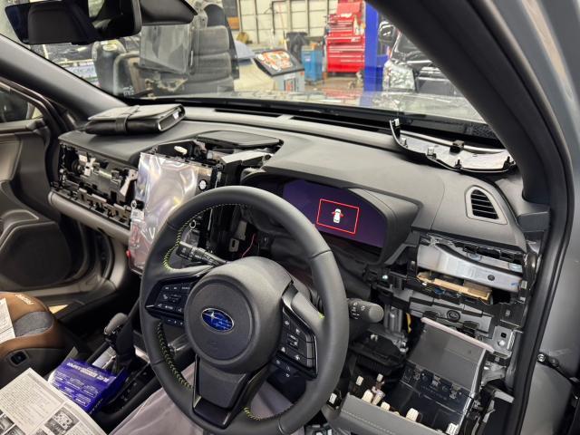 スバル フォレスター テレビキット取付【印西 我孫子 成田 白井 鎌ヶ谷 八千代 栄町の点検・整備はオートランナーへ!】