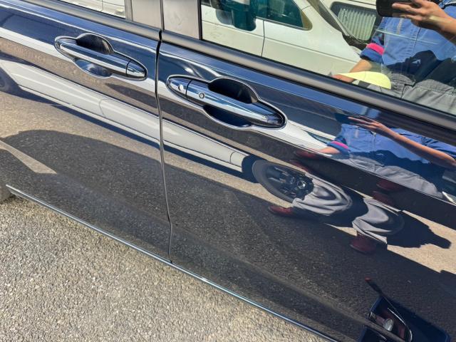 ホンダ フリード 右フロントドア修理【印西 我孫子 成田 白井 鎌ヶ谷 八千代 栄町の点検・整備はオートランナーへ!】