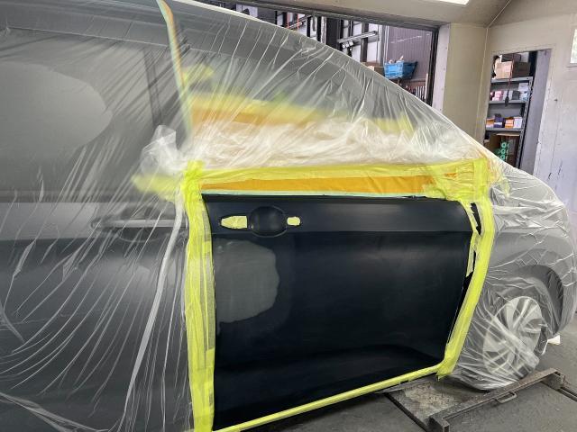 ホンダ フリード 右フロントドア修理【印西 我孫子 成田 白井 鎌ヶ谷 八千代 栄町の点検・整備はオートランナーへ!】