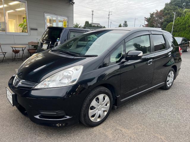 【印西　我孫子　成田　白井　鎌ヶ谷　八千代　栄町　の点検・整備はオートランナーへ！】　ホンダ　フィットシャトル　リアドア+クォーターパネル修理　リアバンパー交換　板金・外装補修