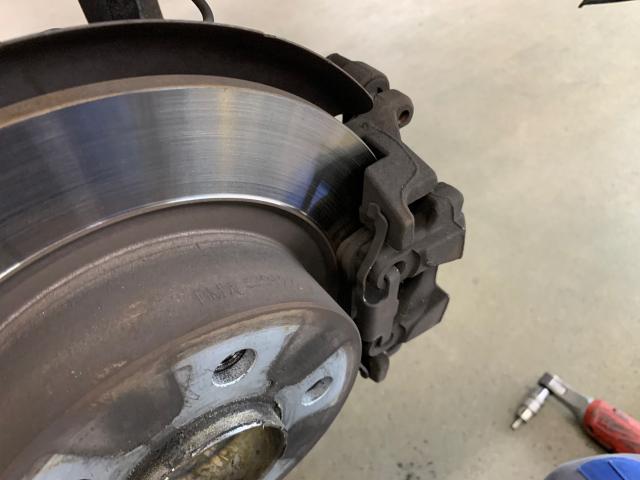 BMW ミニ ブレーキパッド交換 【印西 我孫子 成田 白井 鎌ヶ谷 八千代 栄町 の点検・整備はオートランナーへ!】