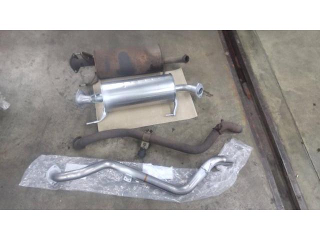 トヨタ ハイエースバン 排気漏れマフラー交換 【印西 我孫子 成田 白井 鎌ヶ谷 八千代 栄町 の点検・整備はオートランナーへ!】