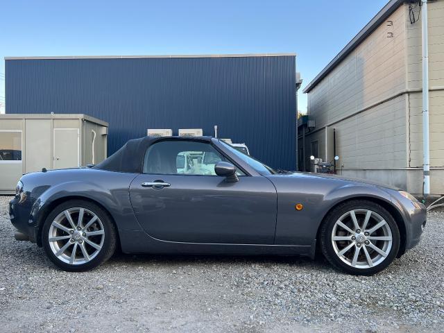 【印西　我孫子　成田　白井　鎌ヶ谷　八千代　栄町　の点検・整備はオートランナーへ！】マツダ　ロードスター　nc フロントドア+クォーターパネル修理　板金・外装補修