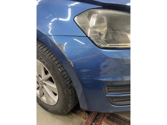 【印西　我孫子　成田　白井　鎌ヶ谷　八千代　栄町　の点検・整備はオートランナーへ！】フォルクスワーゲン　フロントバンパー+フロントフェンダー修理　ゴルフ　板金・外装補修