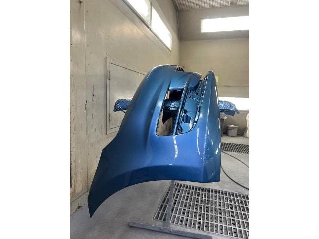 【印西　我孫子　成田　白井　鎌ヶ谷　八千代　栄町　の点検・整備はオートランナーへ！】フォルクスワーゲン　フロントバンパー+フロントフェンダー修理　ゴルフ　板金・外装補修