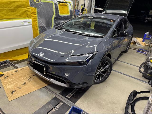 トヨタ　プリウス　フロントバンパー交換【印西　我孫子　成田　白井　鎌ヶ谷　八千代　栄町　の点検・整備はオートランナーへ！】