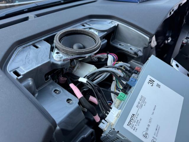 トヨタ　ランドクルーザー　TVキャンセラー取付取付【印西　我孫子　成田　白井　鎌ヶ谷　八千代　栄町　の点検・整備はオートランナーへ！】