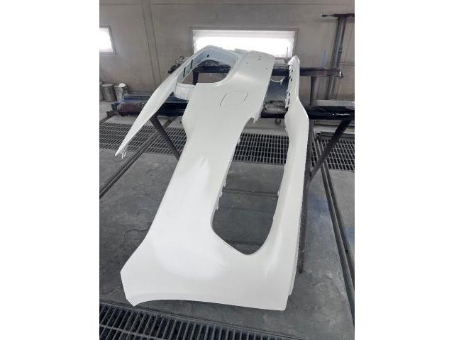 【印西　我孫子　成田　白井　鎌ヶ谷　八千代　栄町　の点検・整備はオートランナーへ！】ＢＭＷ　３シリーズ　フロントバンパー修理　板金・外装補修