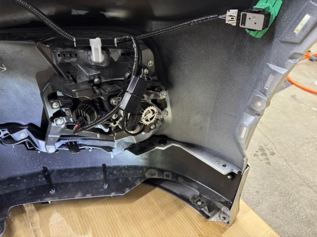 レクサス　LBX　持ち込みフォグランプバルブ交換【印西　我孫子　成田　白井　鎌ヶ谷　八千代　栄町　の点検・整備はオートランナーへ！】