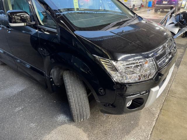 三菱　デリカＤ：５　前廻り修理【印西　我孫子　成田　白井　鎌ヶ谷　八千代　栄町　の点検・整備はオートランナーへ！】
