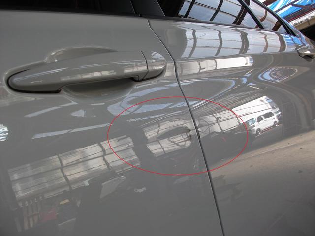 BMW　320ｄ　左側面修理　｜池田市　車検　板金
