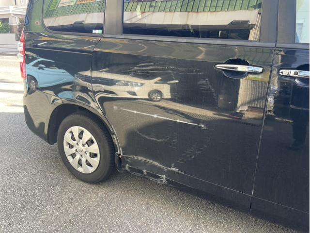 トヨタ　ノア　自損事故修理　│池田市　車検　鈑金