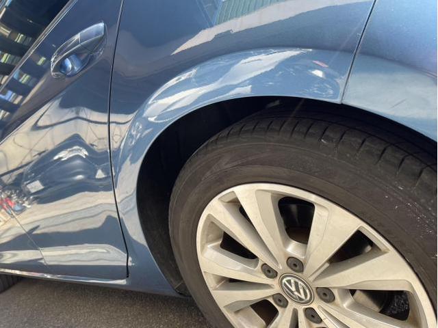 フォルクスワーゲン　ゴルフ　キズ・へこみ直し　│池田市　車検　鈑金