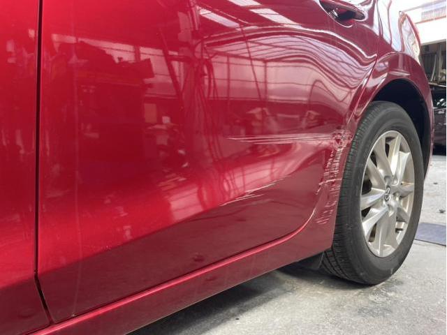 マツダ　アクセラスポーツ　キズ・へこみ修理　│池田市　車検　鈑金