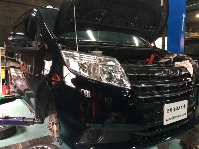 トヨタ　ノアＸ７人　車検