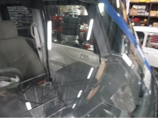 ホンダ NBox 車検 ガラスリペア
