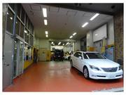 当社は、車検業務を自社工場ですべて行うことができる指定工場です。