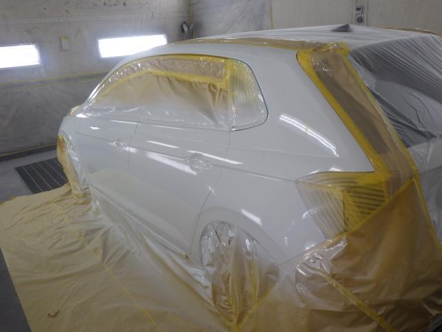 フォルクスワーゲン　ポロ　板金塗装修理事例