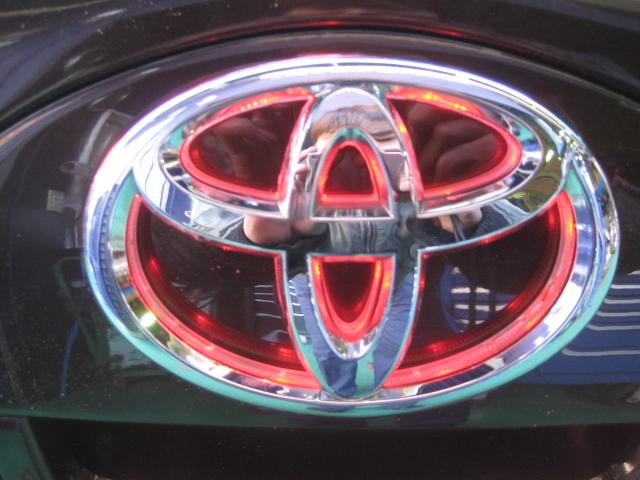 トヨタ　ブレイド　ｴﾝﾌﾞﾚﾑ　LED化　ポジション　ブレーキ連動