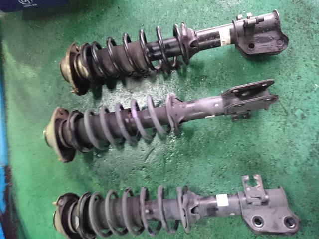 ショックアブソーバー持ち込み交換 ワゴンr グーネットピット