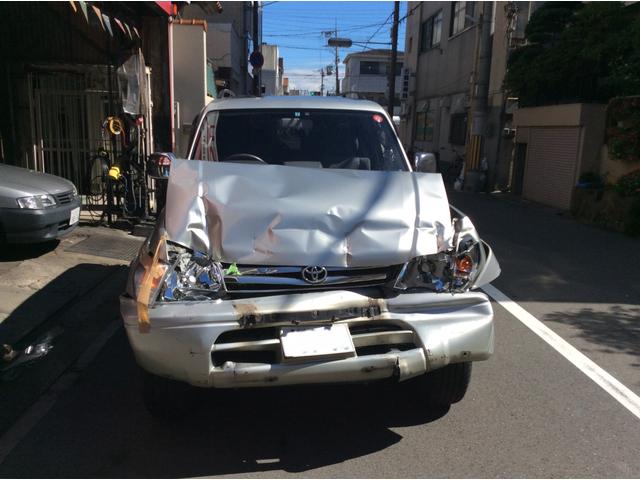 トヨタ ランドクルーザープラド　事故～鈑金修理