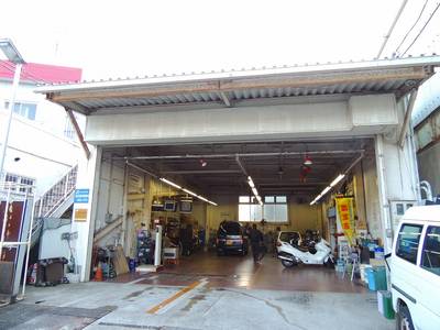 運輸局指定工場！車検整備もお任せ下さい！