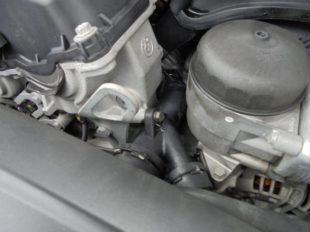 BMW 320i 　冷却水漏れ修理　ウォーターコネクター交換　ラジエターホース交換　水温センサー交換　京都八幡市