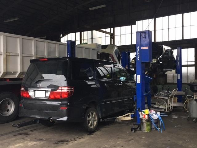 車検、整備、パーツ取付けなどのメンテナンス承ります。