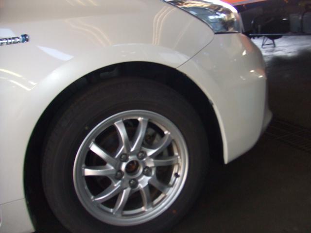 トヨタ　プリウスα　タイヤ交換　千葉県長生郡睦沢町より