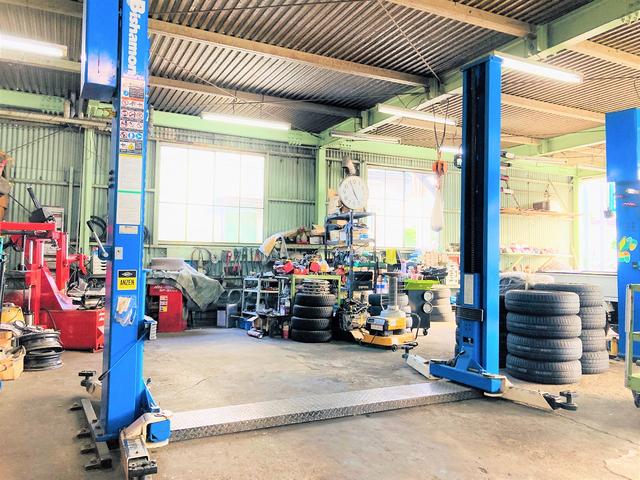 有限会社　中村モータース3