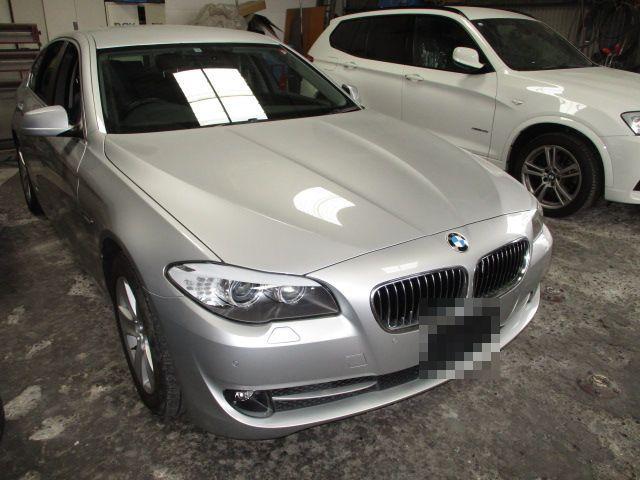 BMW F10 528i DBA-FR30　雨漏れ
輸入車　点検　交換　故障　横浜市　鶴見区　福祉車両