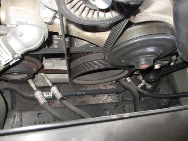 シボレー シボレーカマロ ベルト交換
輸入車 点検 交換 故障 横浜市 鶴見区 福祉車両修理・整備