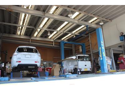 安心の認証工場を完備しております！