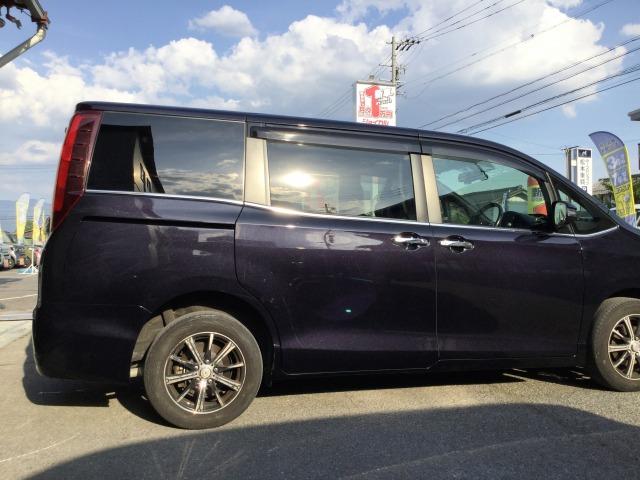 トヨタ　エスクァイア　板金・外装補修　【　松本市　安曇野市　】