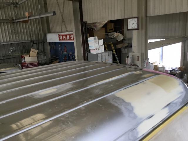 トヨタ ハイエースワゴン 板金・外装補修 代車無料 指定工場 【 松本市 安曇野市 】