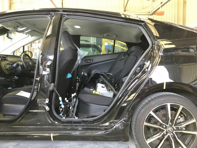 トヨタ　プリウス　板金・外装補修　代車無料　指定工場　【　松本市　安曇野市　】
