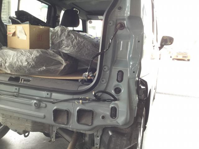 ダイハツ　タフト　板金・外装補修　代車無料　指定工場　【　松本市　安曇野市　】