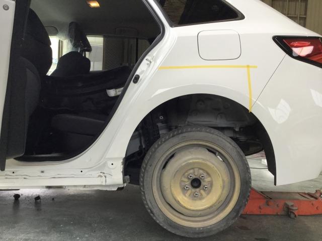 トヨタ　カローラ　板金・外装補修　代車無料　指定工場　【　松本市　安曇野市　】