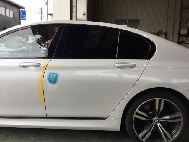 ＢＭＷ　７シリーズ　板金・外装補修　代車無料　指定工場　【　松本市　安曇野市　】