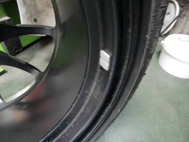 タイヤ持込交換　篠山市　タイヤ交換　本荘自動車