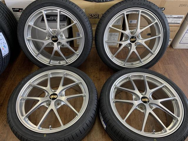 SUPER GT」に投入されるホイールと全く同じ思想でつくられた SUPER GT」に投入されるホイールと全く同じ思想でつくられた