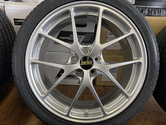 SUPER GT」に投入されるホイールと全く同じ思想でつくられた SUPER GT」に投入されるホイールと全く同じ思想でつくられた