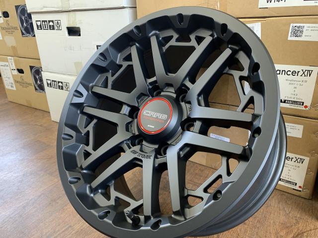未使用ホイール＆プラド純正装着タイヤ中古付！
お買い得セット！